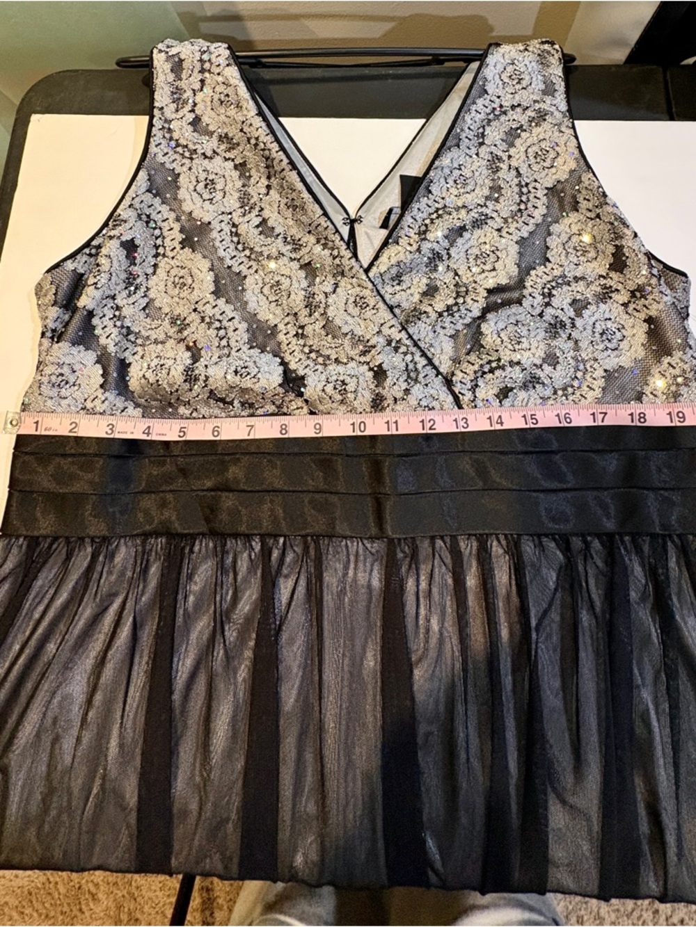 R&M Richards 18W NWT Black Silver Lace Fit Flare Cocktail Dress - Picture 3 of 11